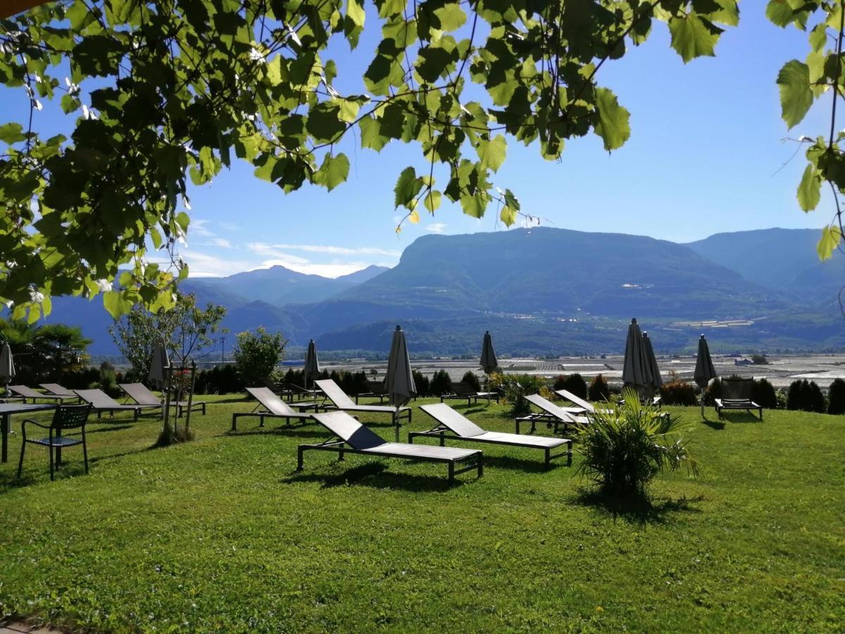 Gutshof Rellich Villa Термено Екстериор снимка