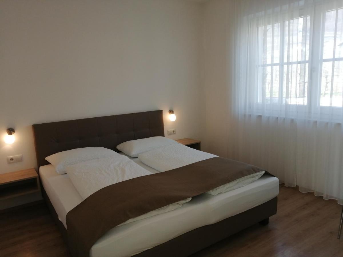 Gutshof Rellich Villa Термено Екстериор снимка