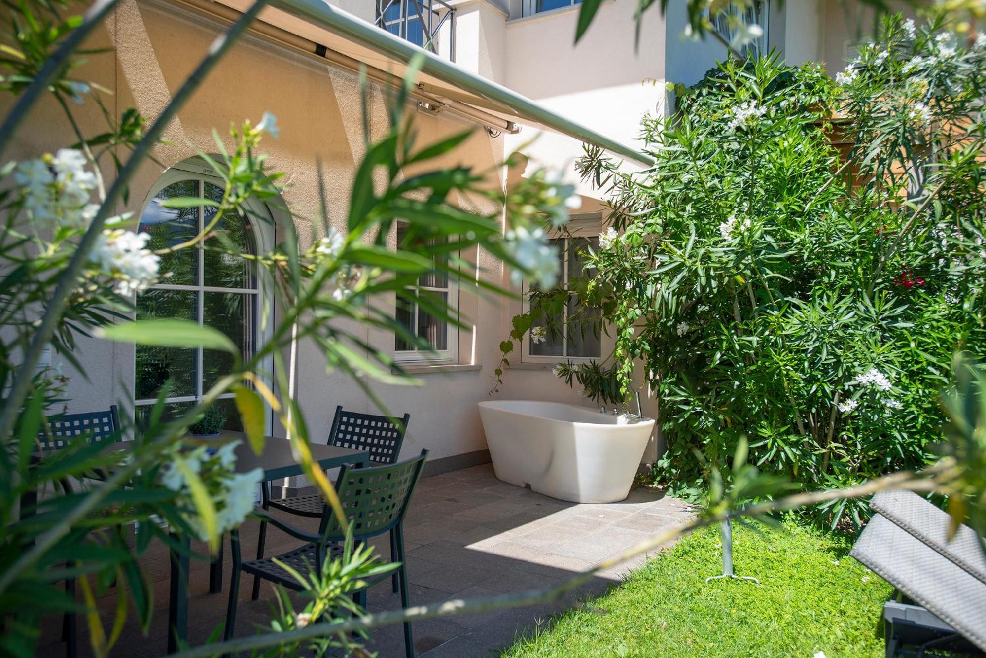 Gutshof Rellich Villa Термено Екстериор снимка