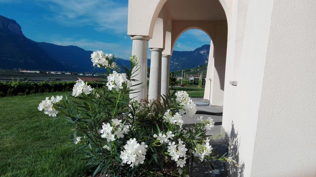 Gutshof Rellich Villa Термено Екстериор снимка